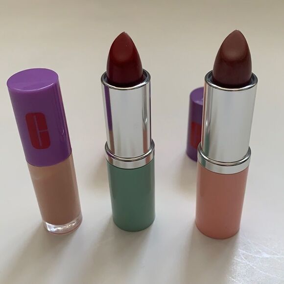 ⭐️CLINIQUE Lip Colour Trio⭐️ - Picture 1 of 9
